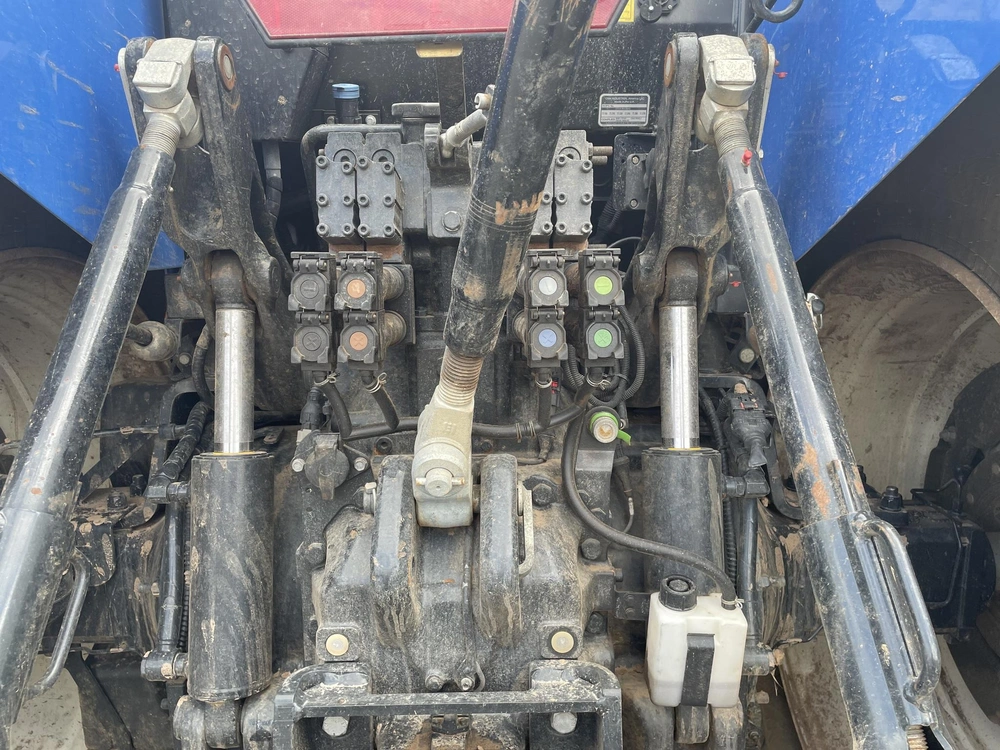 New Holland T7.270 T4b 2021 alt
