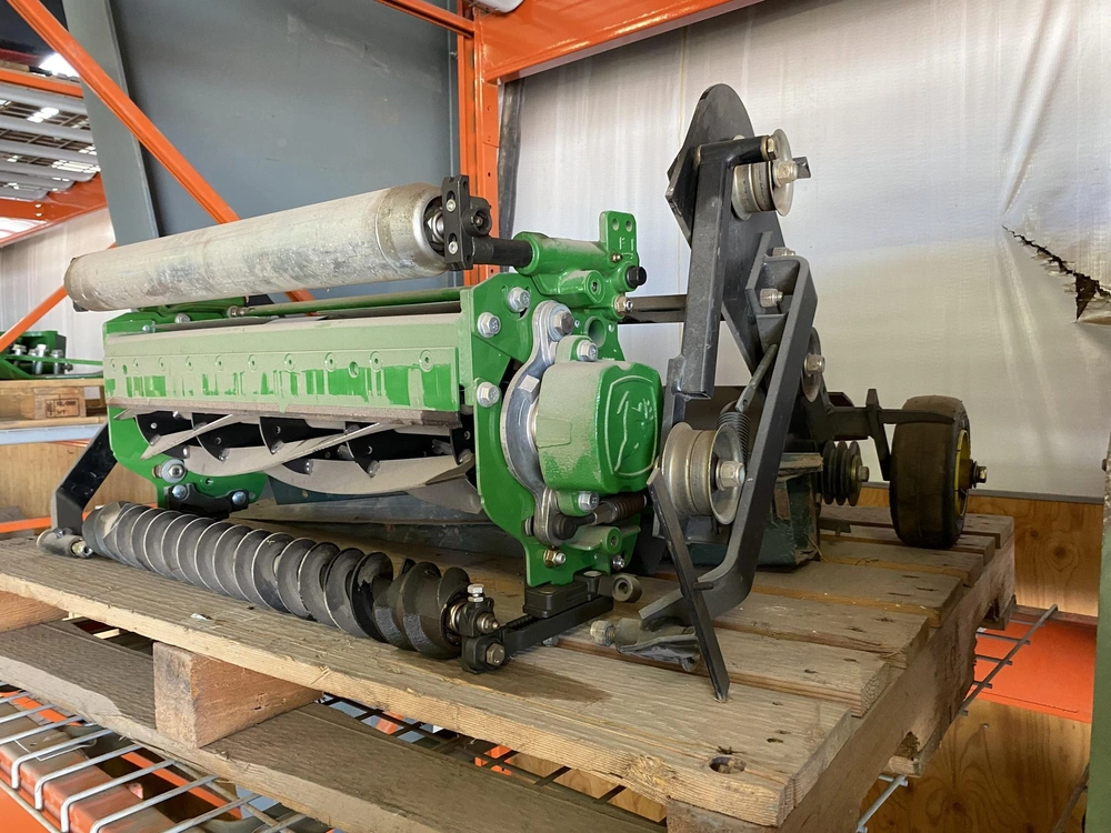 John Deere Tcb11072 2013 alt