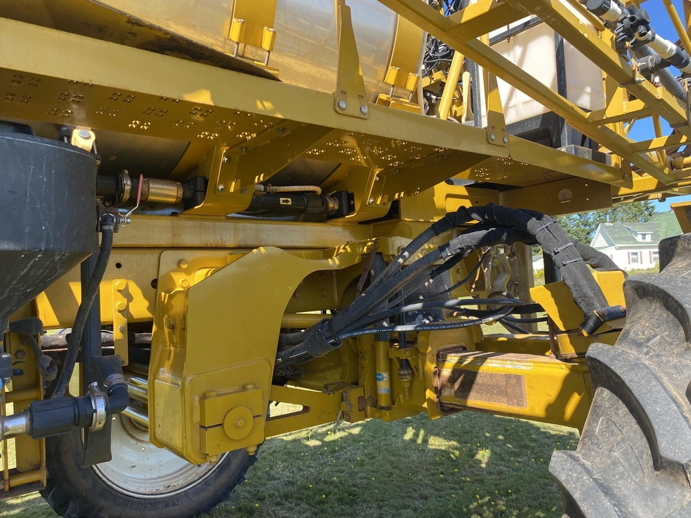 Rogator 1084 2009 alt
