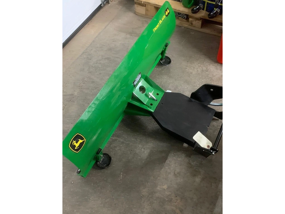 2023 John Deere 44 Inch Front Blade alt