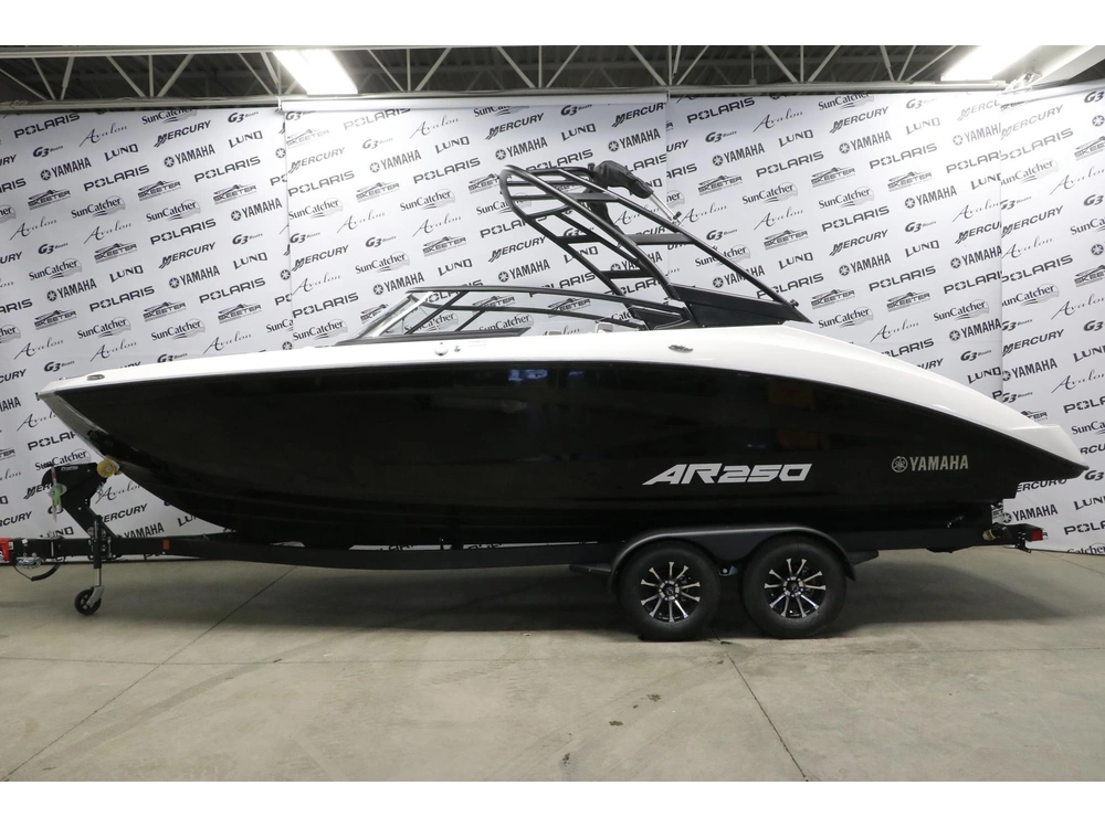 2026 Yamaha Ar250 alt
