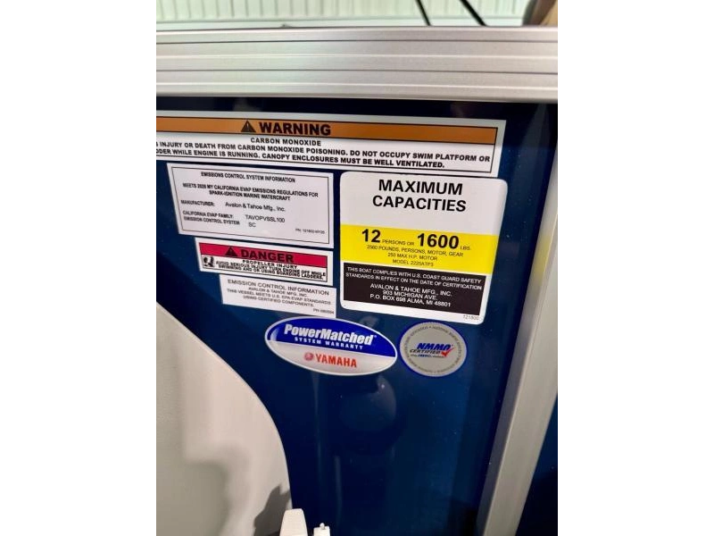 2026 Avalon Lsz Quad Lounger Shift 23 X 8.5 alt