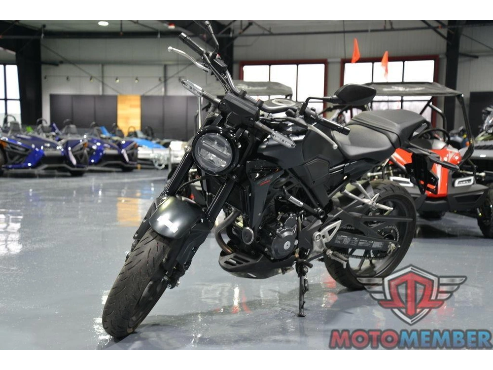 2025 Honda Cb300r alt