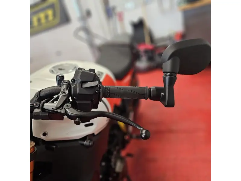 2026 Yamaha XSR 900 thumbnail 20