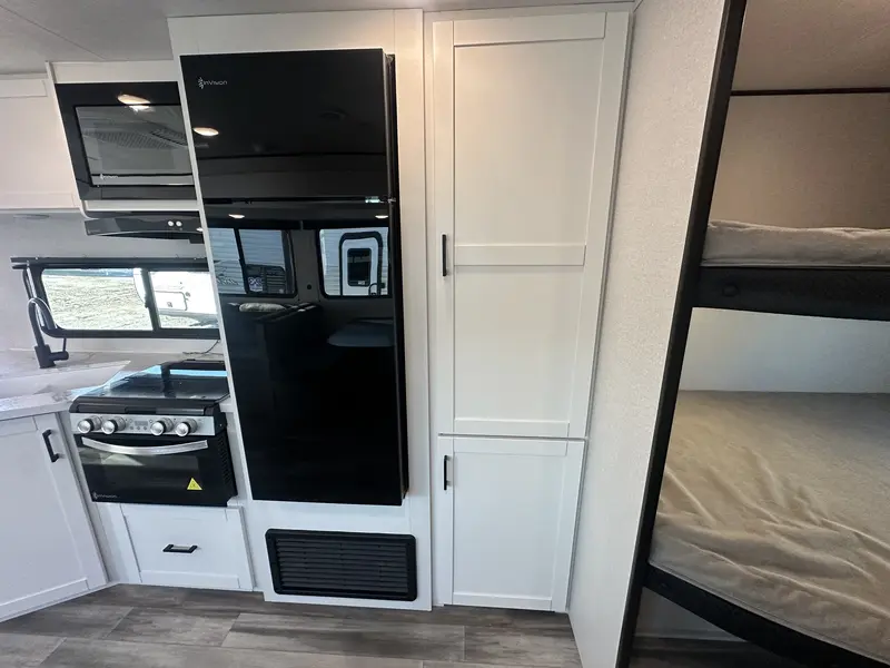 2026 Jayco JAY FLIGHT SLX 261BHS thumbnail 8