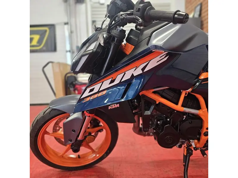 2025 KTM DUKE 390