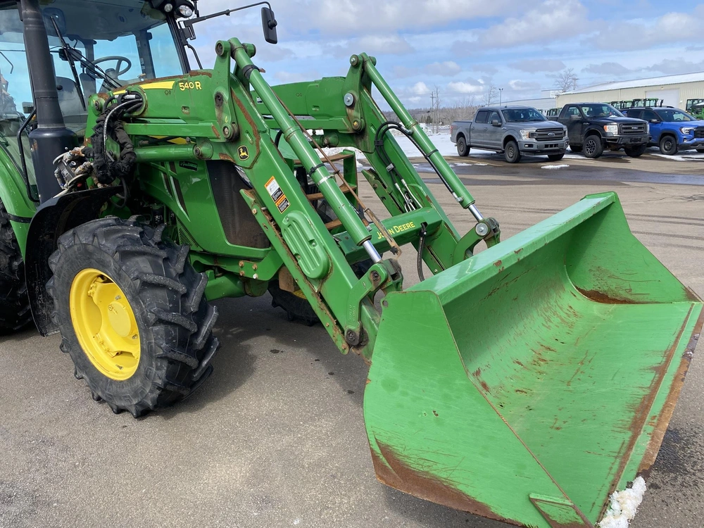 2020 John Deere 5125r alt