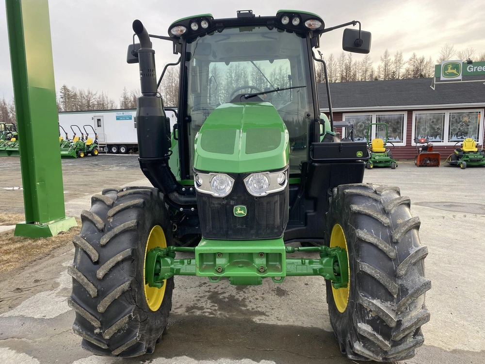 2022 John Deere 6120m alt