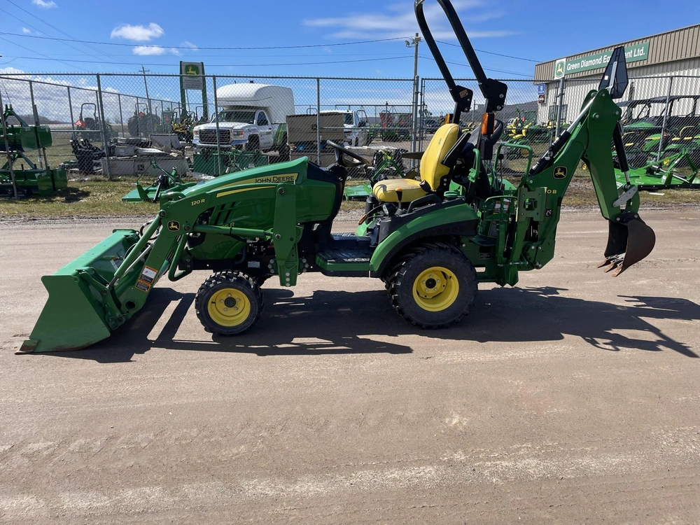 2022 John Deere 1025r alt