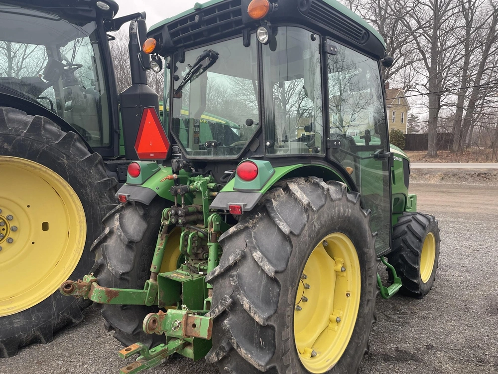2017 John Deere 5090gn alt