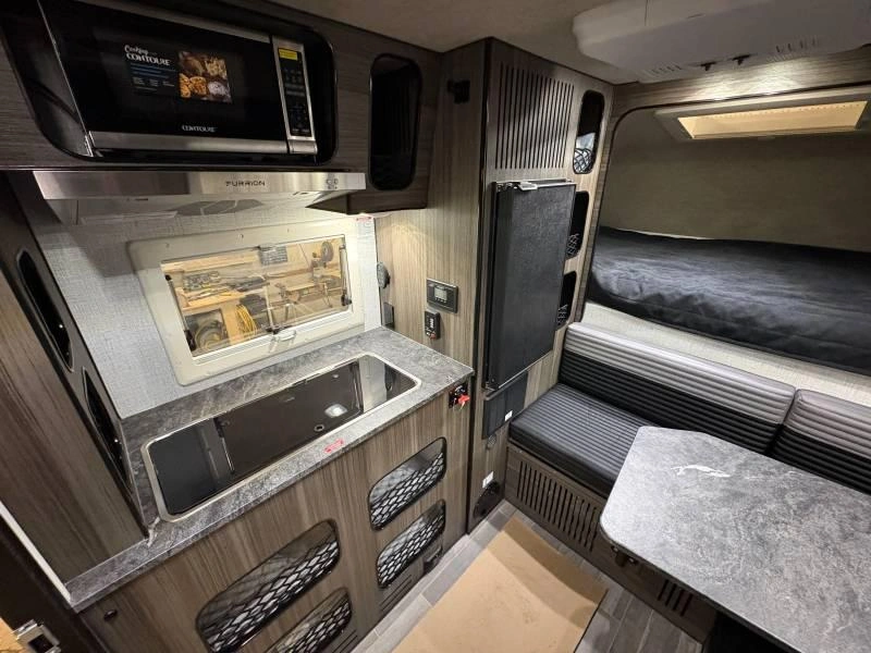 Northern Lite 610 Demi Tonne 2026 alt