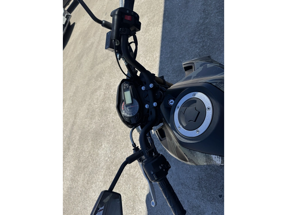 2025 Kawasaki Z125 Pro Base alt