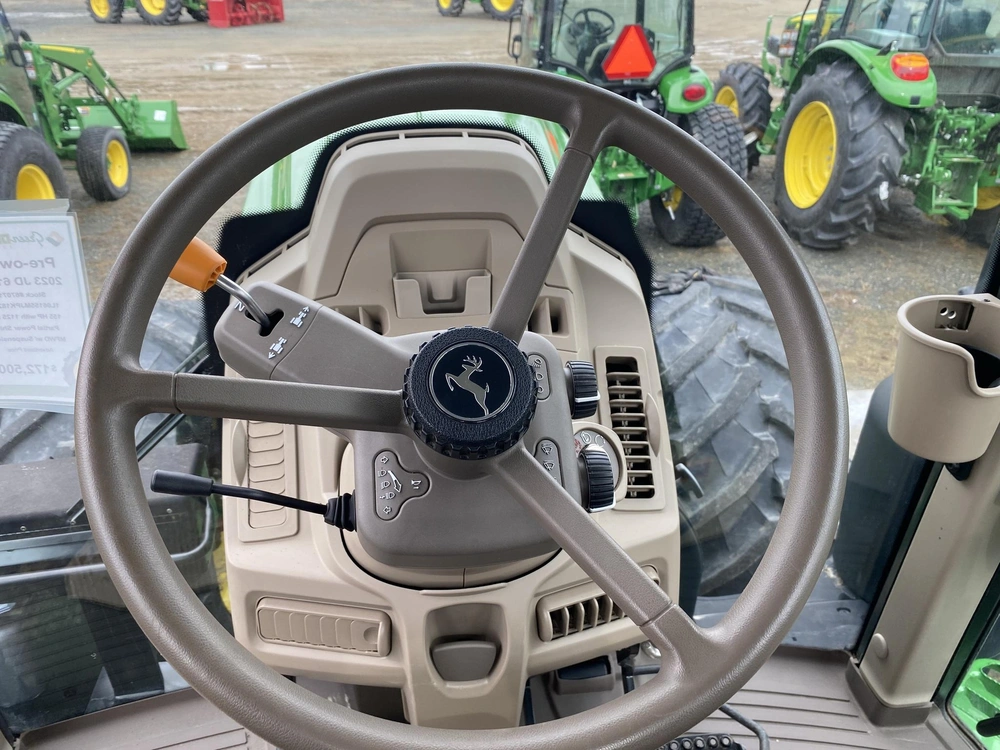 John Deere 6155m 2023 alt