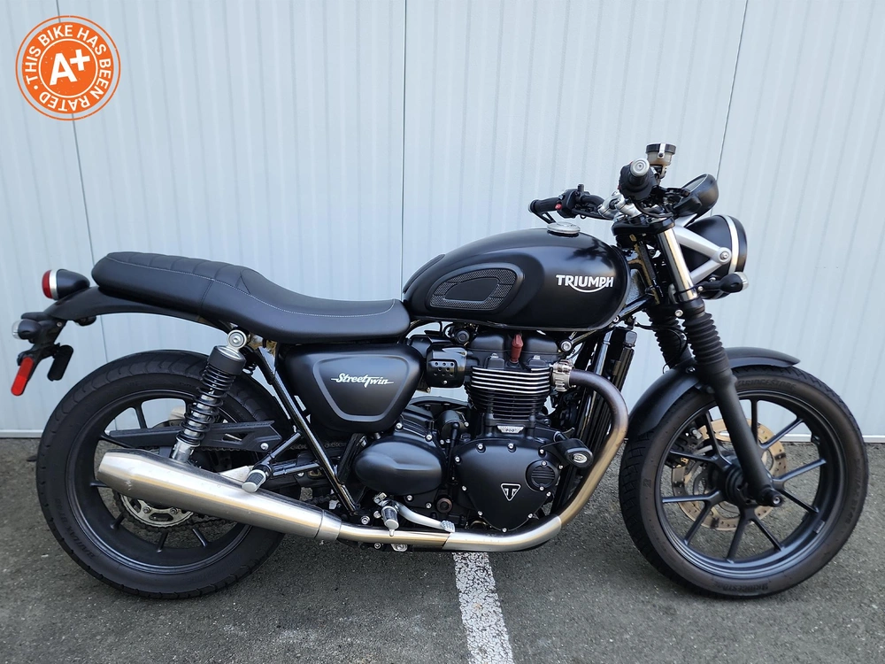 2016 Triumph Street Twin alt