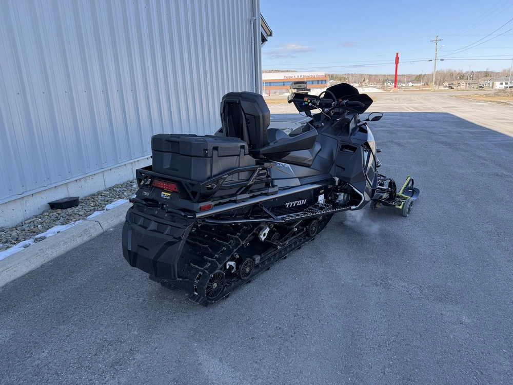 Polaris Titan Adventure 800 155 Es 2023 alt