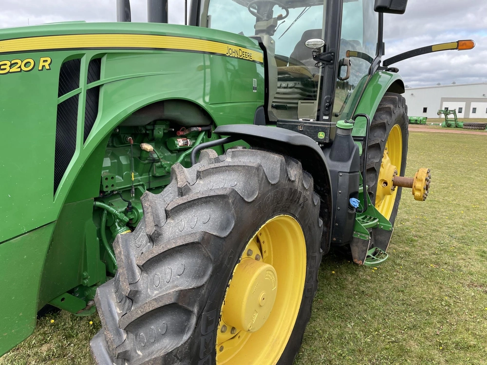 2018 John Deere 8320r alt