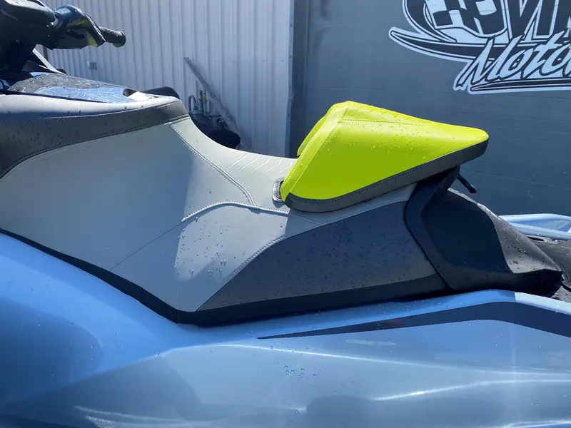 2024 Sea-Doo RXP-X 325 thumbnail 8