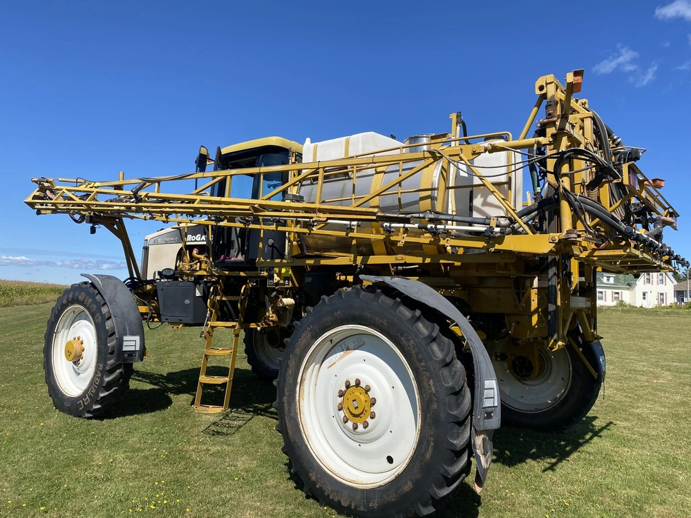 Rogator 1084 2009 alt