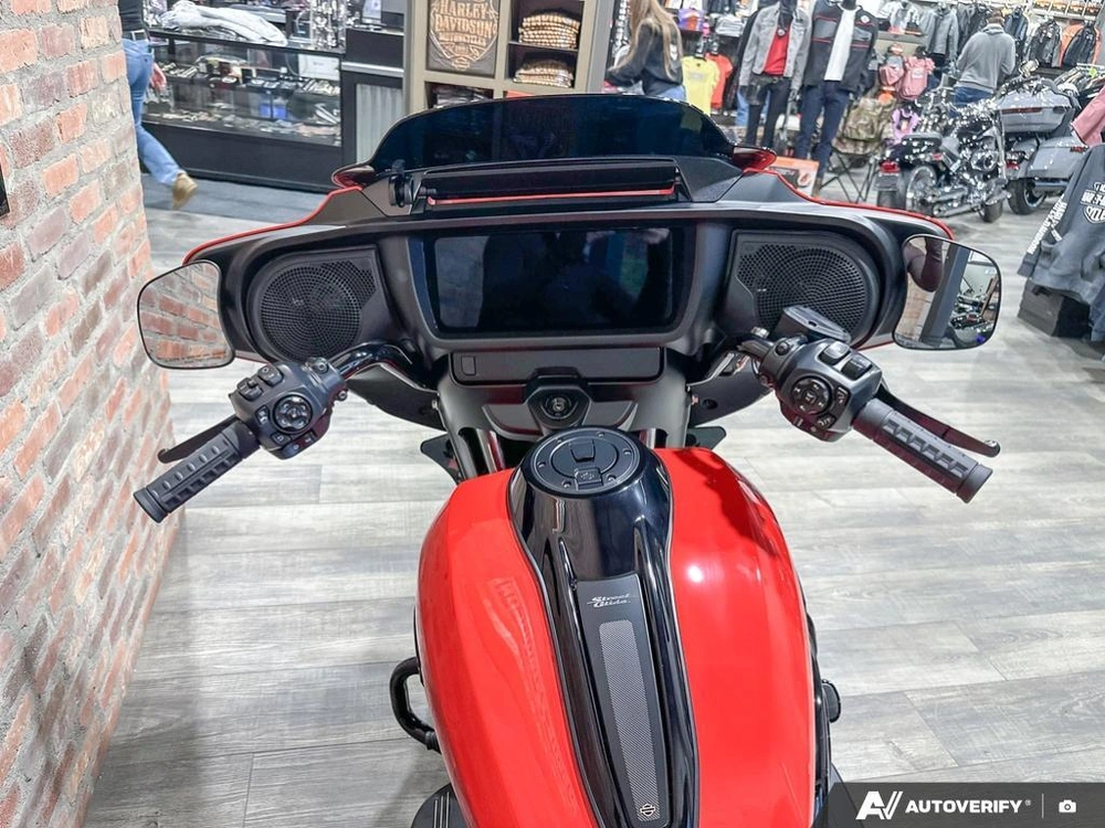 2026 Harley-davidson Street Glide alt