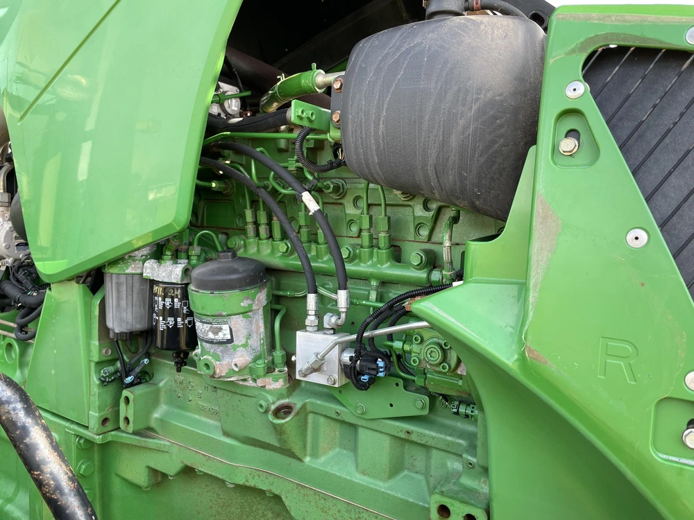 2008 John Deere 8330 alt