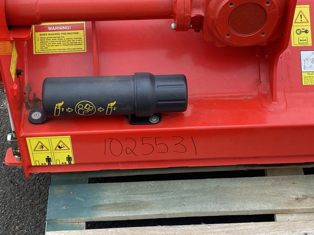 2021 Trimax 155 alt