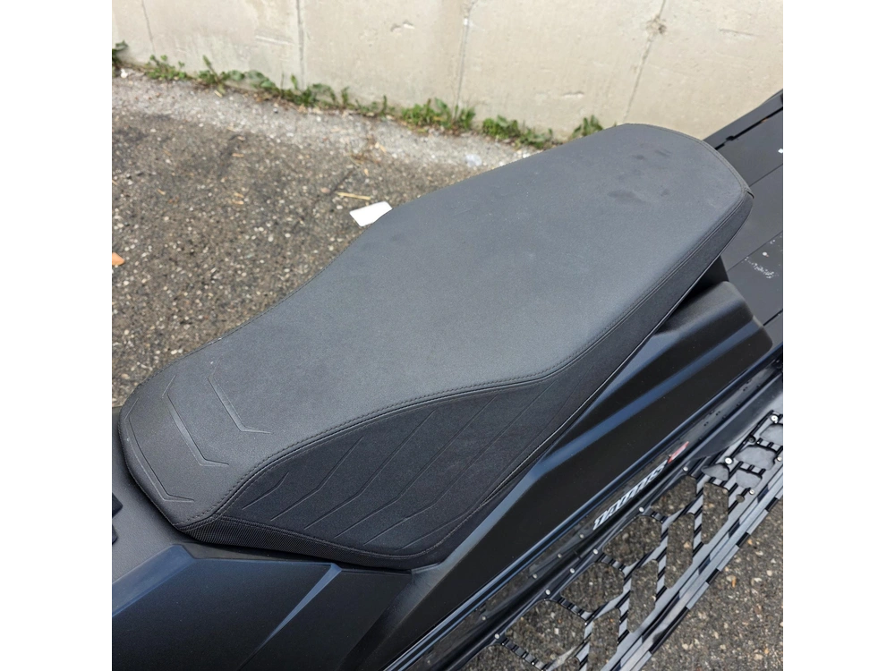 2022 Polaris 850 Indy Xcr 136 alt