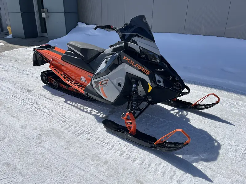 Polaris 850 SWITCHBACK XC 146 2023