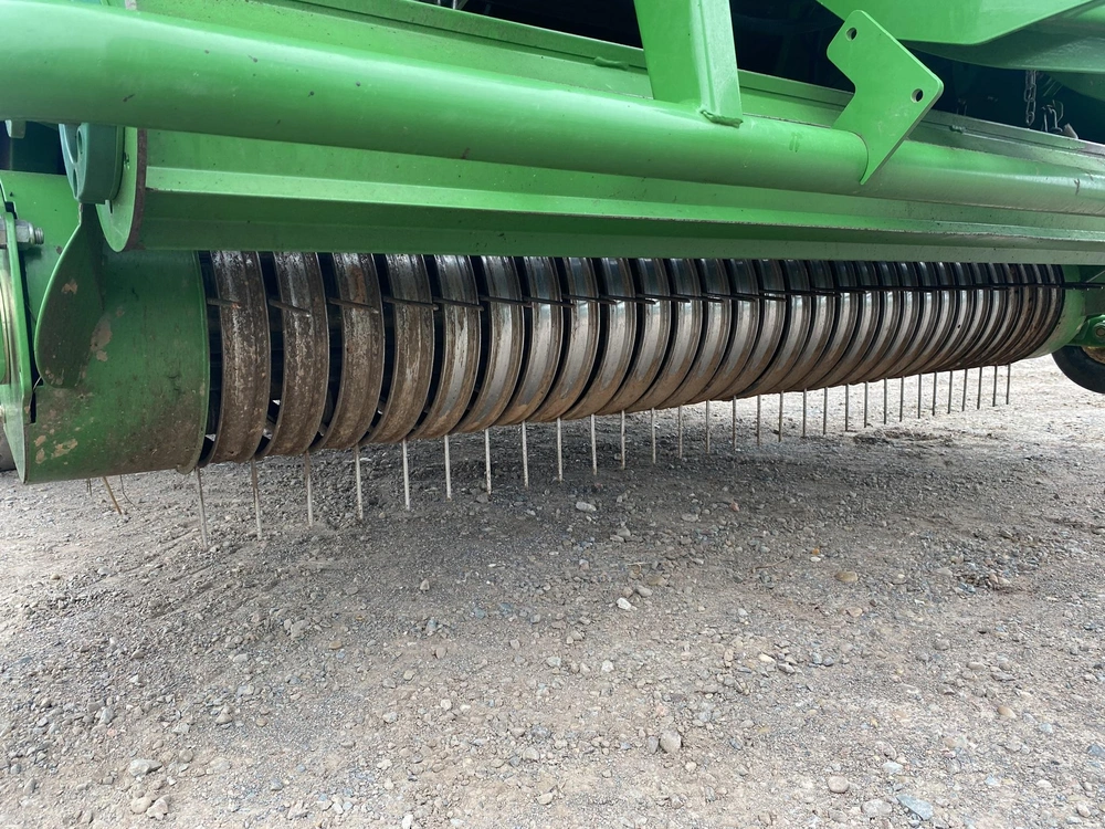 2015 John Deere 990 alt