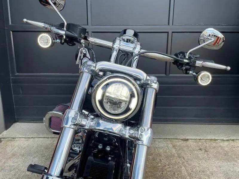 2026 Harley-Davidson FXBR - Breakout® thumbnail 17