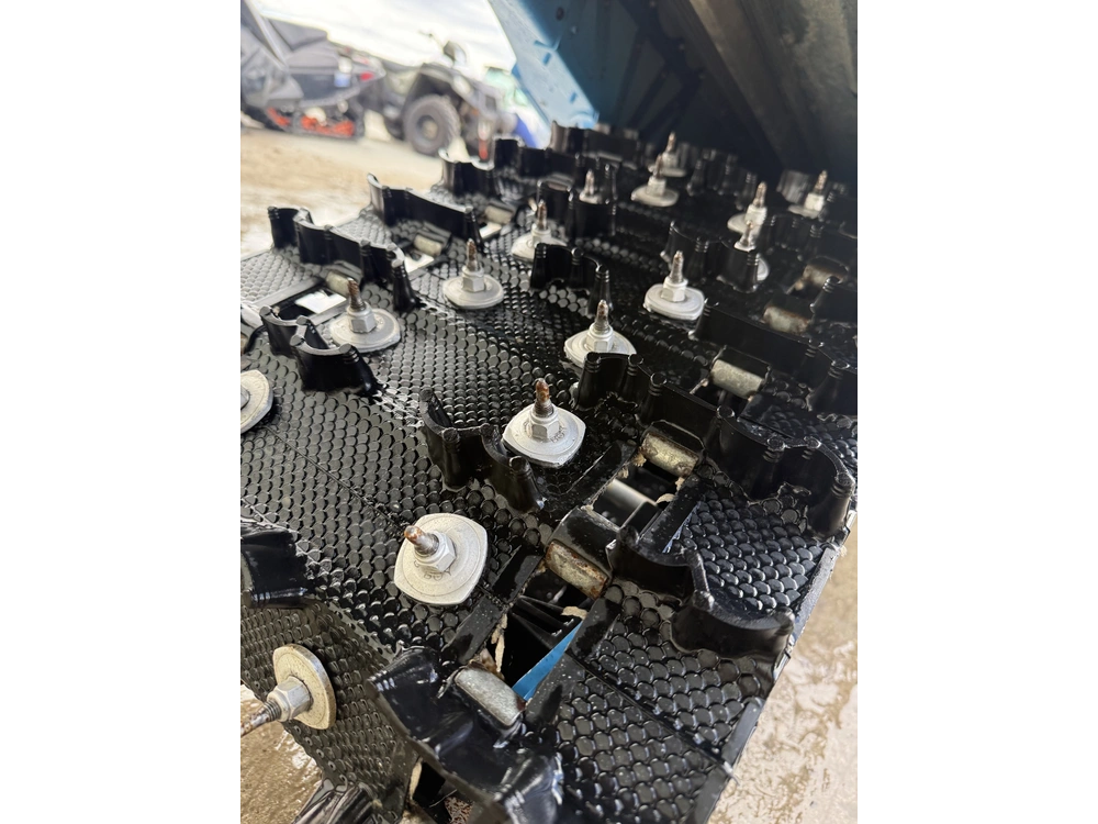2024 Polaris 650 Indy Vr1 137 alt