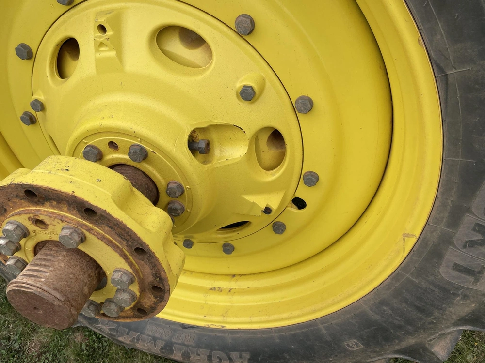 2014 John Deere 8295r alt