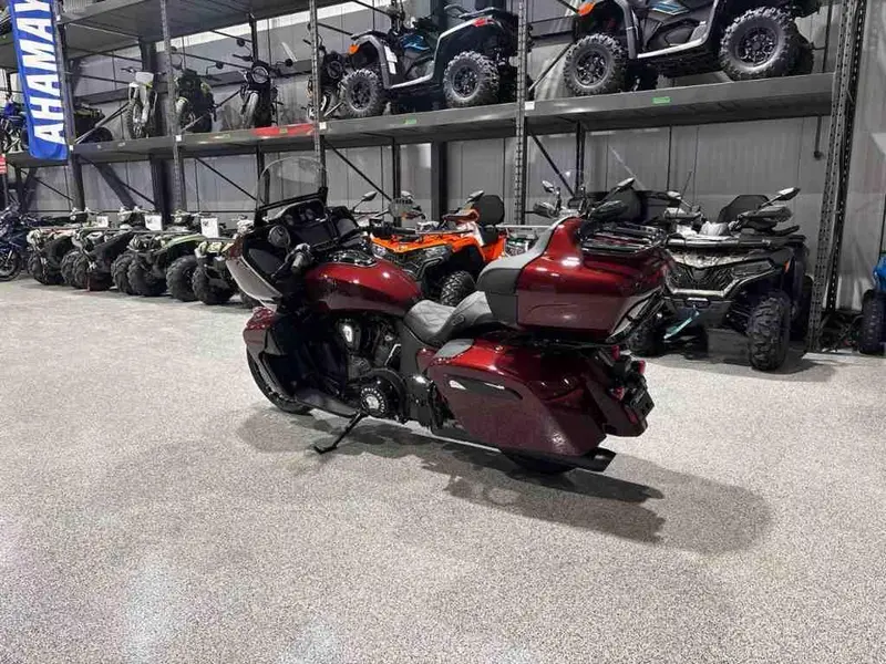 2026 Indian Motorcycle Pursuit Dark Horse + 112 Package