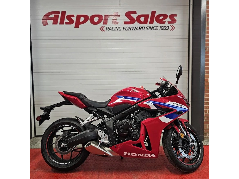 2025 Honda Cbr650r alt
