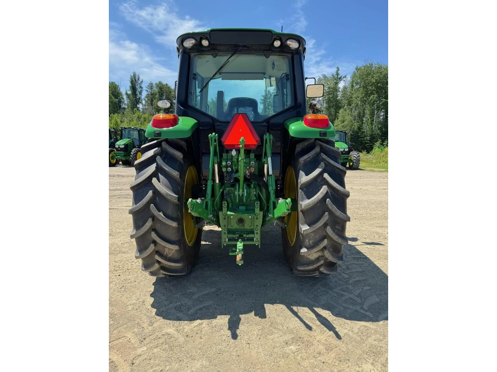 2024 John Deere 6110m alt