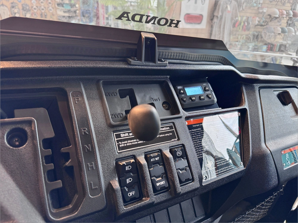 2025 Honda Sxs10m5ss alt