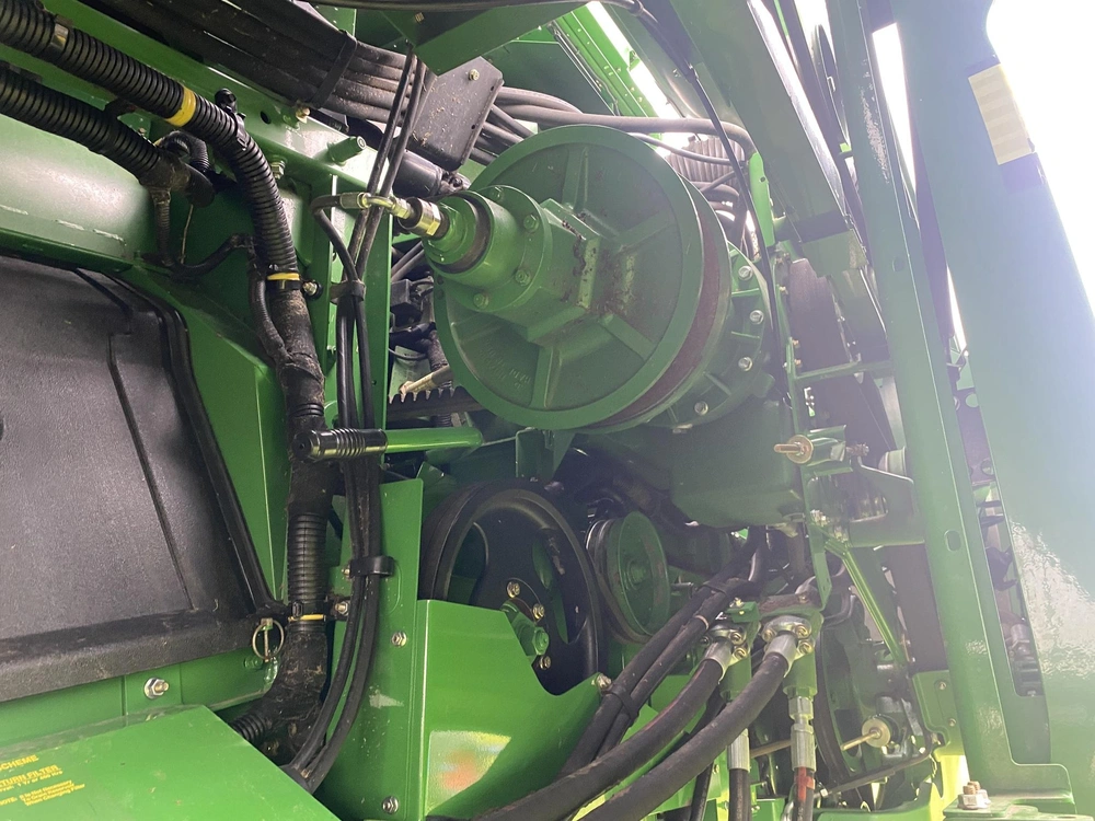 John Deere S660 2013 alt