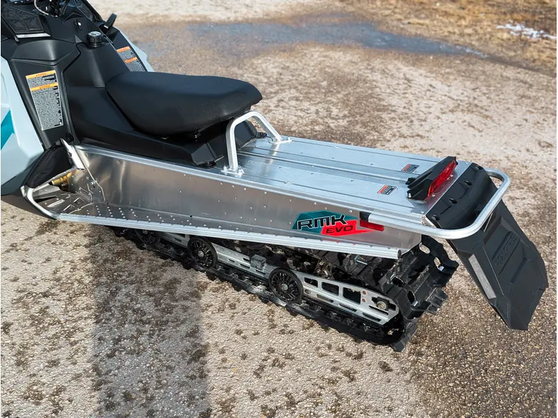 Polaris 550 RMK EVO 144 // Stealth Gray w/ Electric Visor Plug 2024