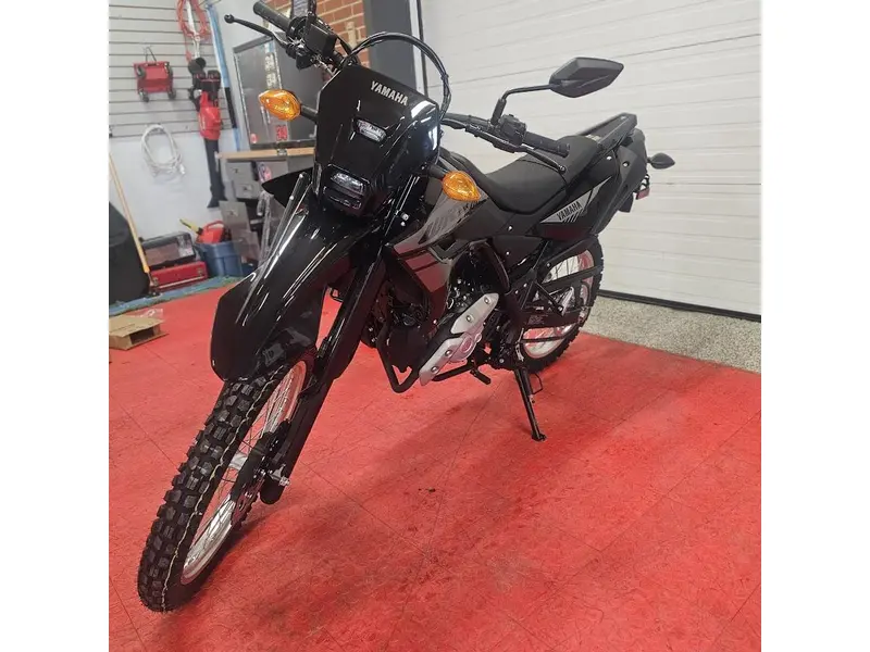 2026 Yamaha WR 125R thumbnail 5