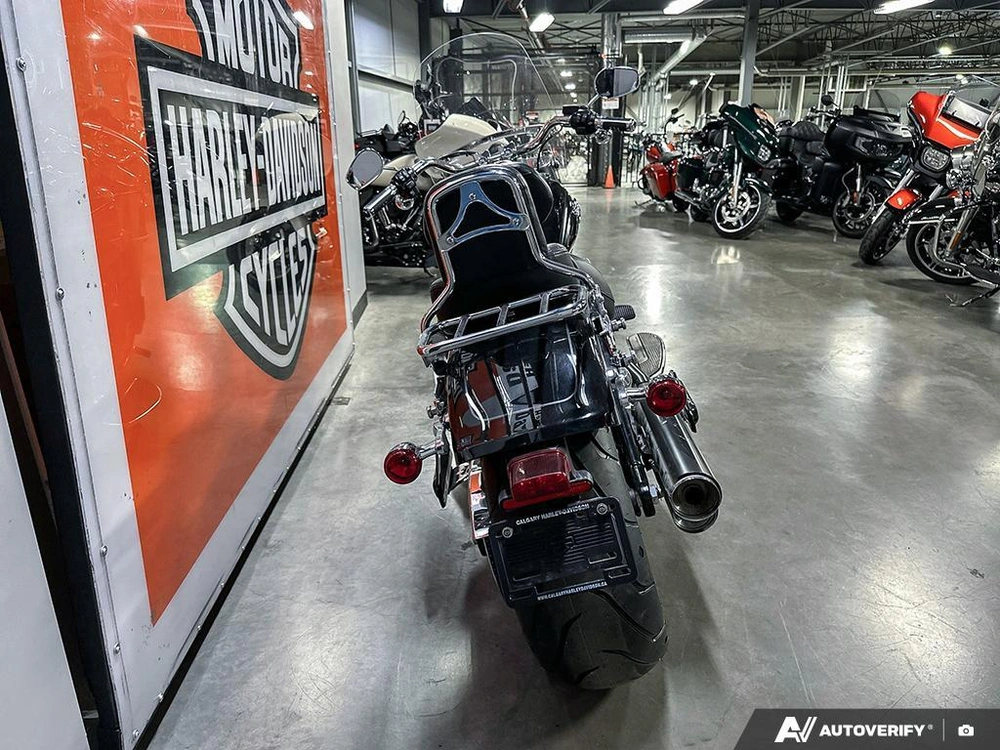 2019 Harley-davidson Flfbs - Fat Boy® 114 alt