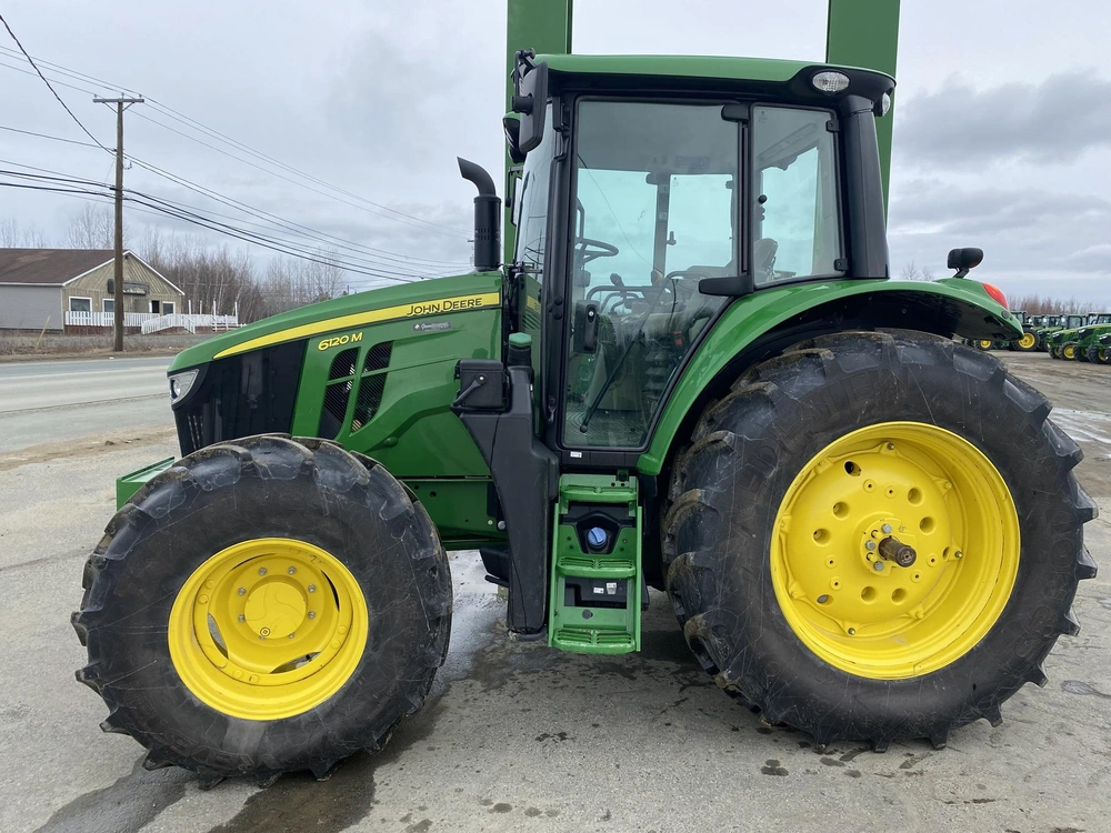 John Deere 6120m 2024 alt