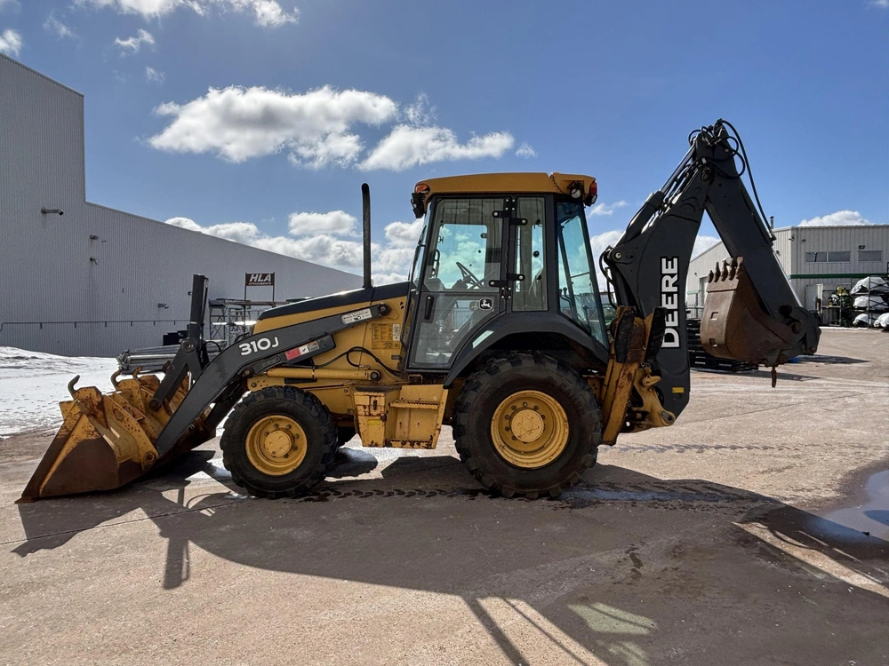 John Deere 310j 2009 alt