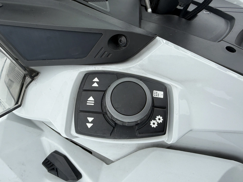 2023 Ski-doo Back Country X 850 alt