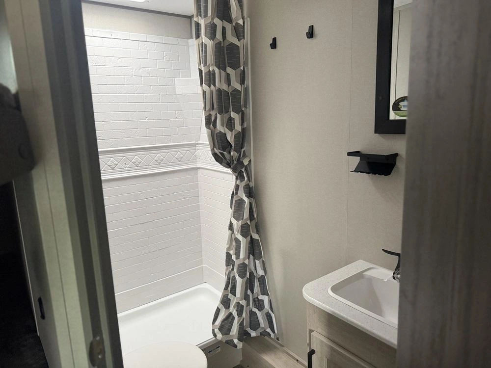 Coachmen Catalina 261bh 2026 alt