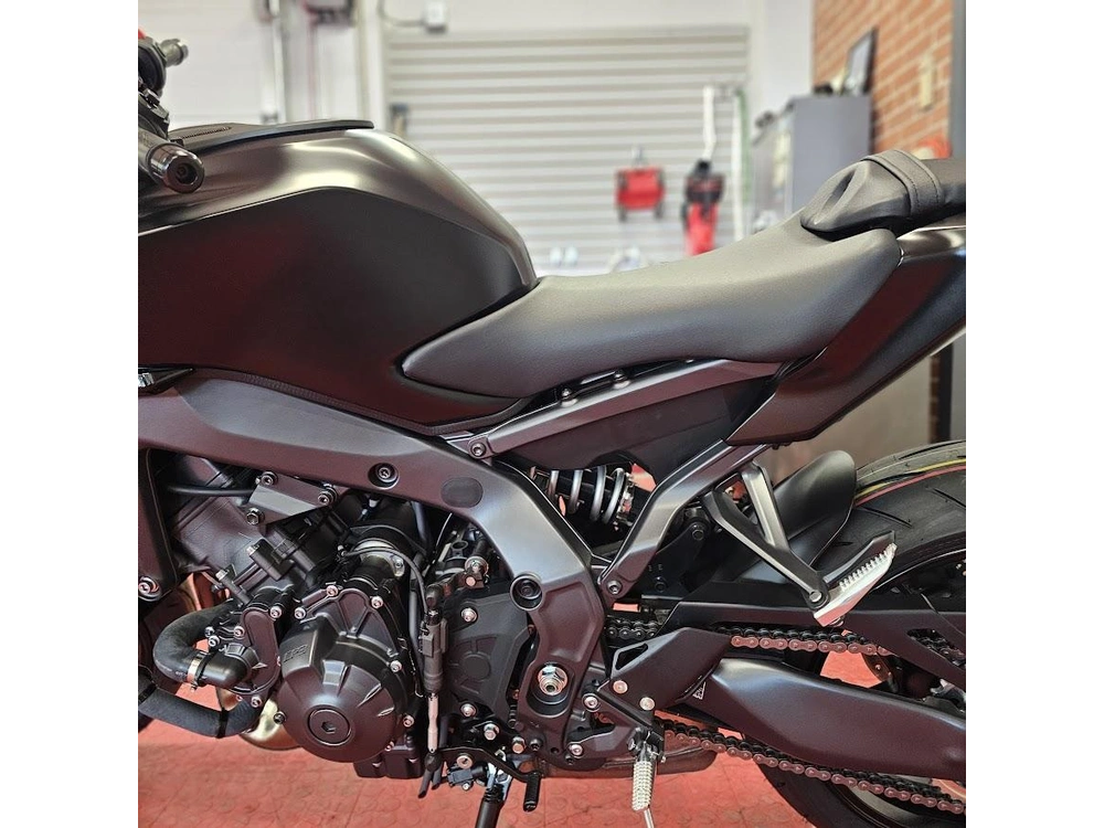 2025 Yamaha Mt-09 alt