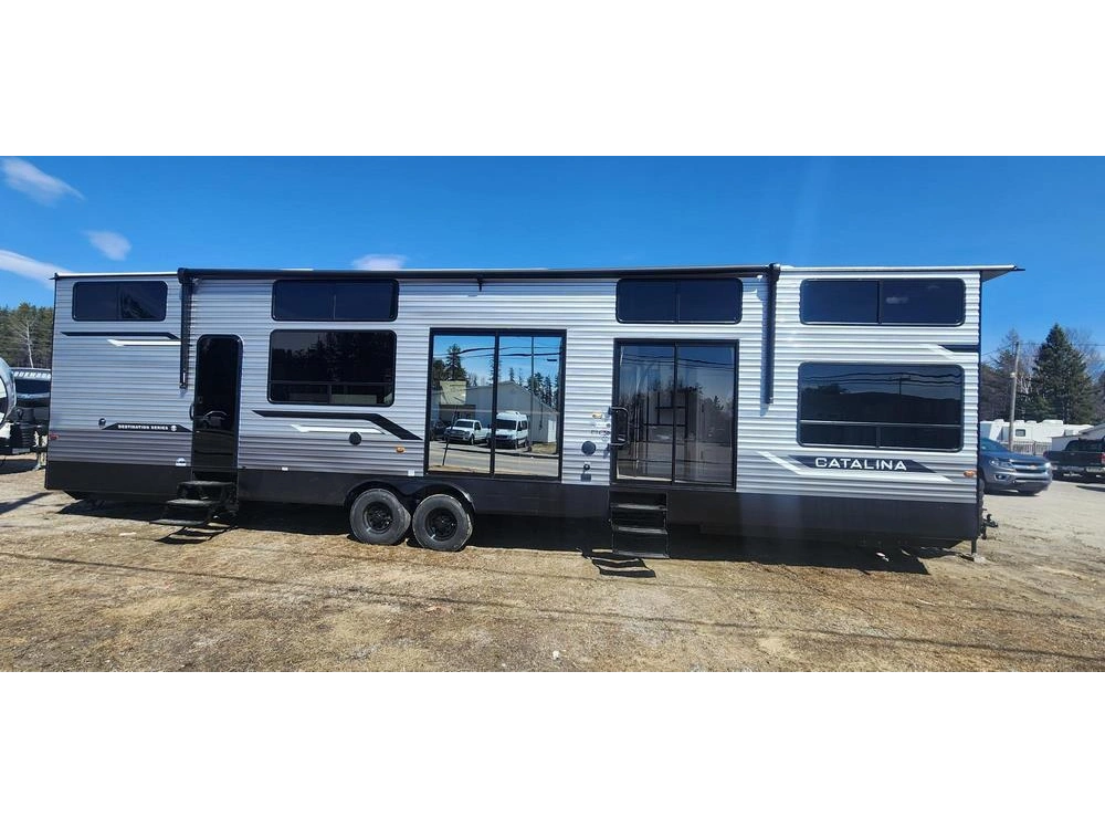 Coachmen Catalina 42condo 2026 alt