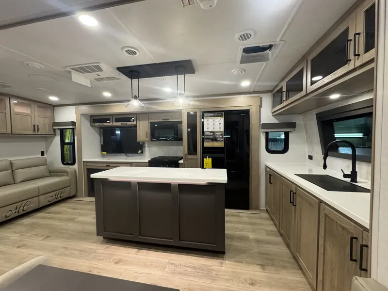 2026 Forest River ROCKWOOD SIGNATURE 8339FK