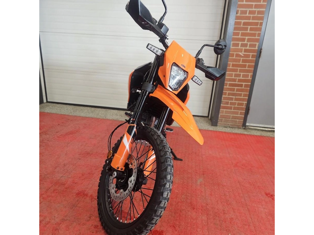 2026 Ktm Enduro 390 R alt