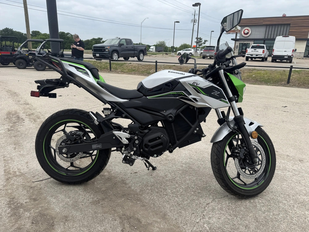 2024 Kawasaki Z E-1 Abs alt