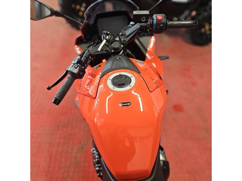 2026 Suzuki Gsx 8r alt