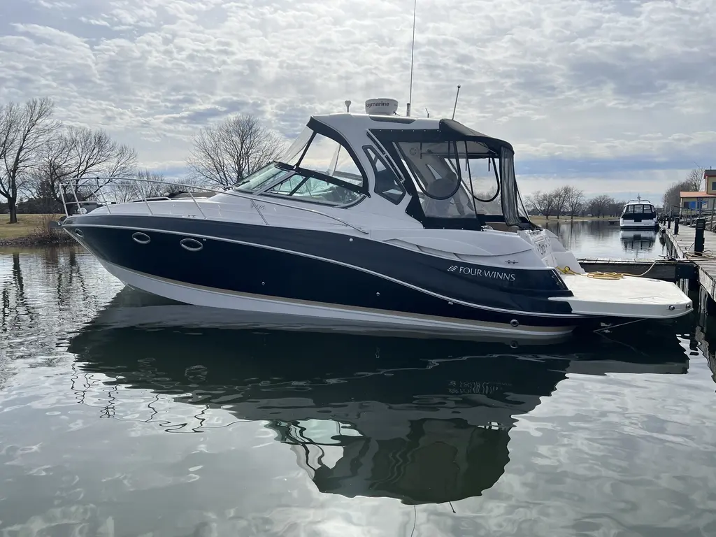 Four Winns 375 Vista  2015